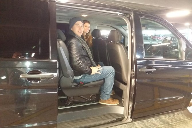 St Pancras Station Private transfer from or to your Hotel in London - Timing, luggage, and group size