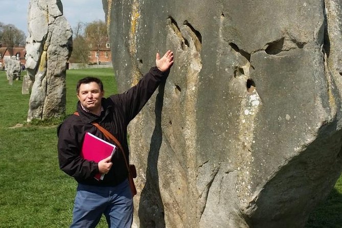 Stonehenge, Avebury & the Cotswolds from Bath (Small group) - The small vehicle and the guide make a difference