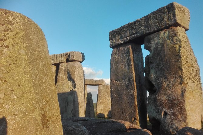 Stonehenge Independent Visit with Private Driver by Luxury Sedan - Why a private car changes the Stonehenge day