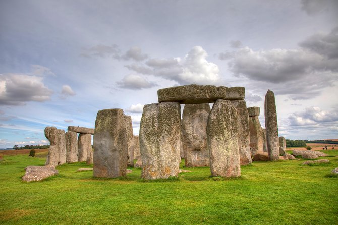 Stonehenge Morning Half-Day Tour from London Including Admission - Making the most of your two hours