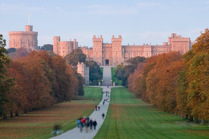 Stonehenge, Windsor Castle and Bath Full Day Guided Tour - The pace, queues, and physical effort