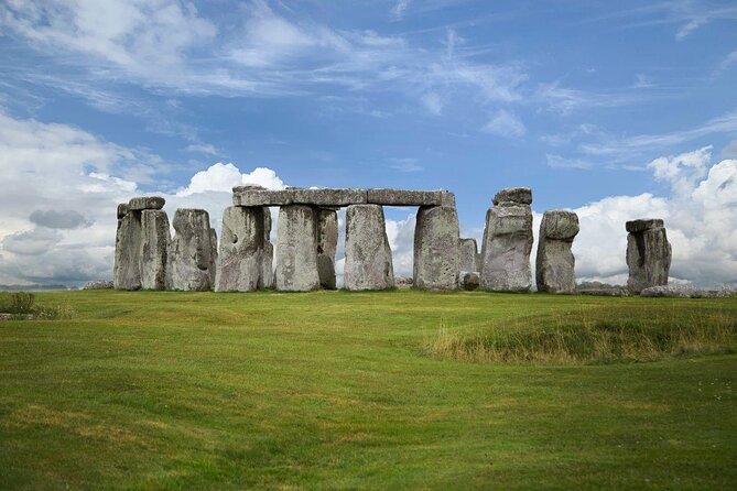 Stonehenge, Windsor Castle and Bath Full Day Guided Tour - Windsor Castle and St. George’s Chapel