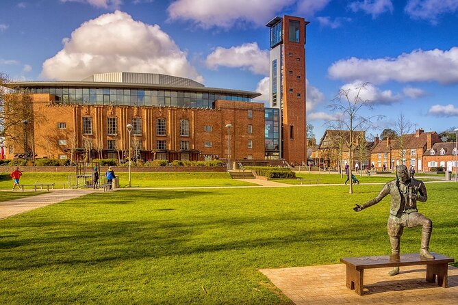 Stratford-Upon-Avon Audio Walking Tour: Shakespeare's Life - Ending at the RSC Tower
