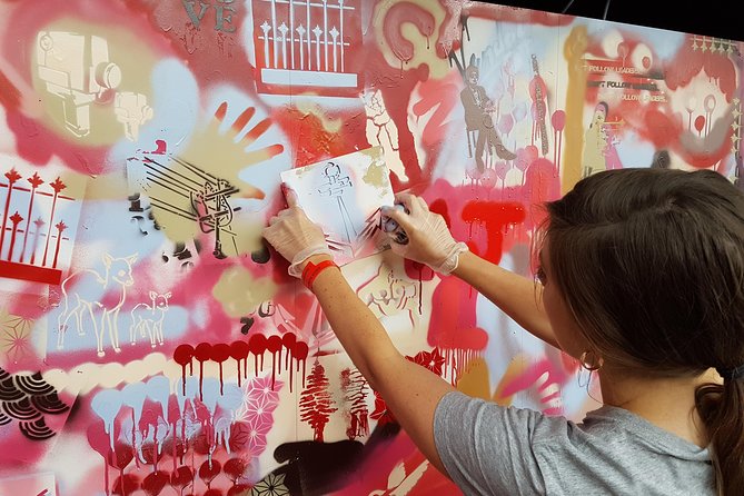 Street Art Tour and Spray Painting Workshop in London - What You Learn by Looking Closely