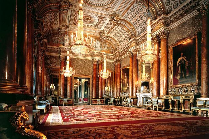 Summer Special: Buckingham Palace & Windsor Castle Tour - The ride back through London and past Harrods