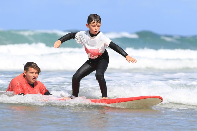 Surf Lesson - Getting fitted with the right surf gear