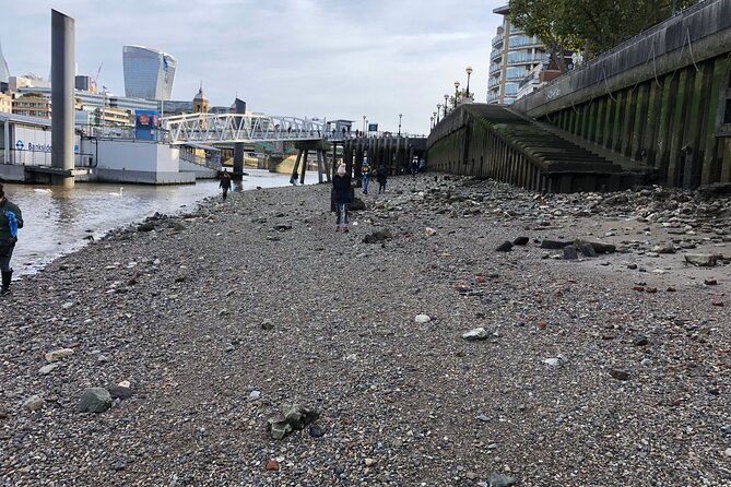 Thames Beachcombing - How the changing site affects value