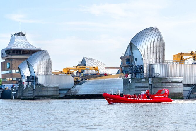 Thames High-Speed Zone Speedboat in London - The Thames Barrier and the turn back west