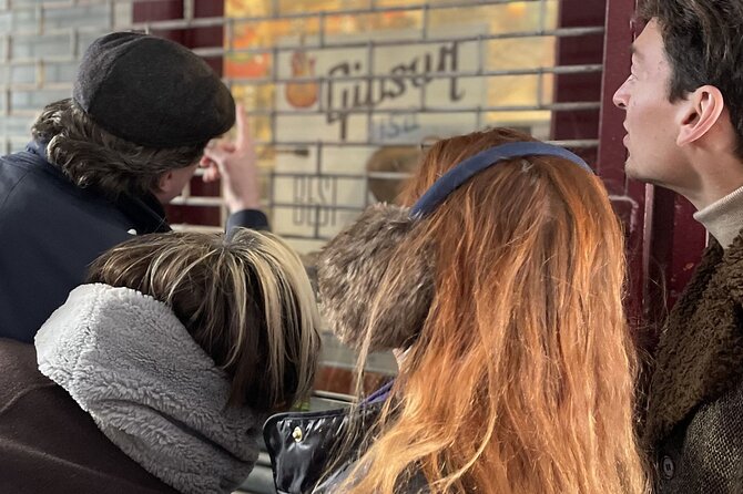 The Great British Rock and Roll Walking Tour - Mayfair’s rock connections in a 20-minute stop