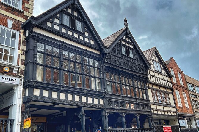 The Heart of Chester Walking Tour - Guided Walk - Chester Rows and the city above street level