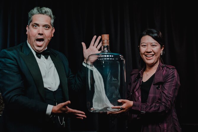 The House Magicians Comedy & Magic Show at Smoke & Mirrors Friday 8pm - The pre-show close-up magic