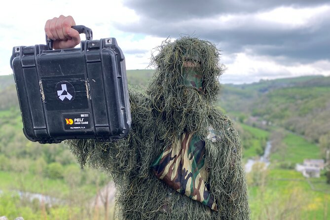 The Hunt: Team Activity in Brighton, Sussex - Stanmer Park turns a simple walk into a mission