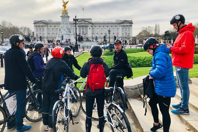 The London Landmarks. 3.5 hour Morning tour - Starting near Hyde Park at 10 a.m.