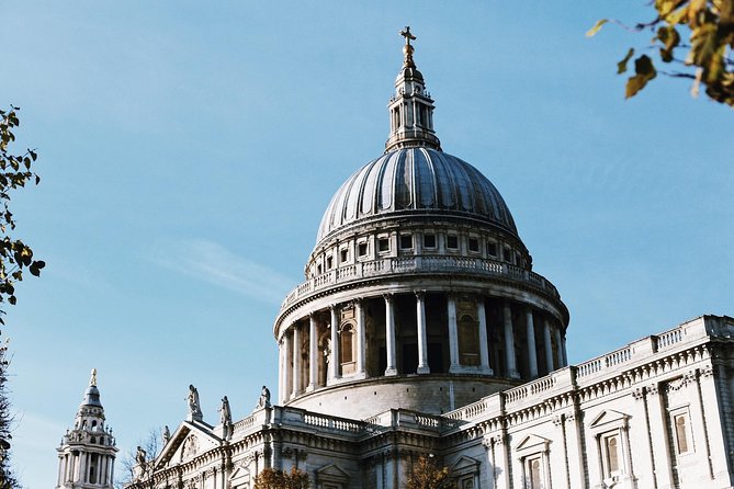 The Old City of London - Exclusive Guided Walking Tour - Starting at Temple Station and the Roman wall