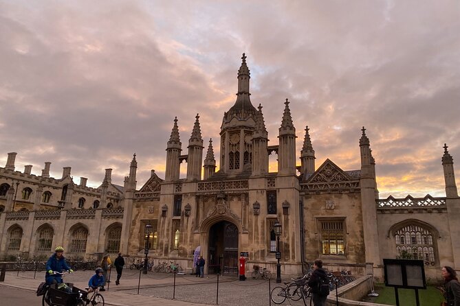 The Original Uncomfortable Cambridge™ Tour - Great St Mary’s and the old town versus university conflict