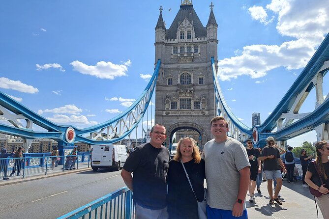 The Premier Classic London: Private 4-Hour Tour in a Black Cab - Piccadilly Circus, Trafalgar Square, and Hyde Park