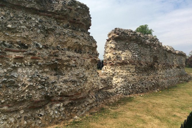 The Roman City of St Albans Private Tour - Verulamium Park and the Roman city walls