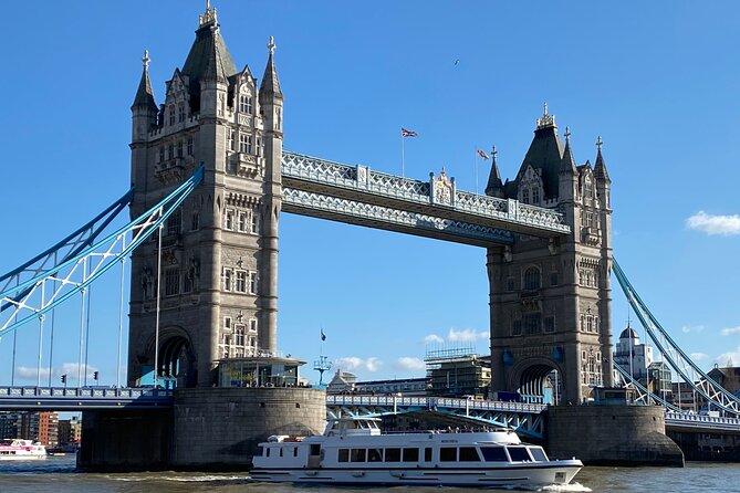 The Tower of London - Small Group Tour with a Local Expert - The people and stories make the difference
