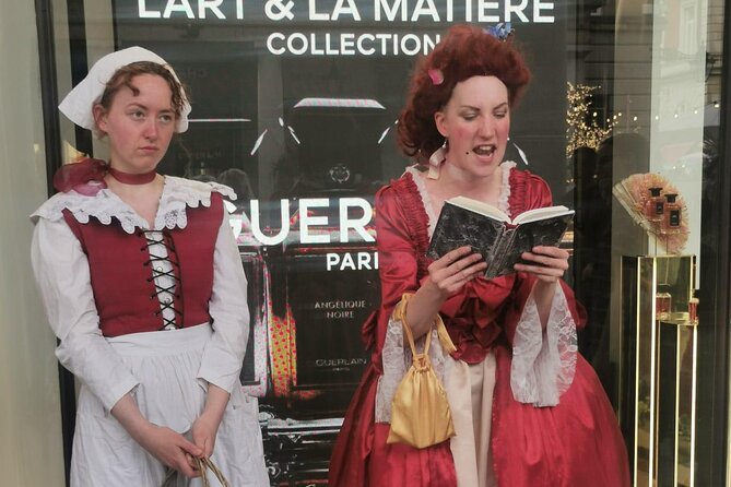 Theatrical Walking Tour with Harlots, Strumpets and Tarts - Small group value and practical limits