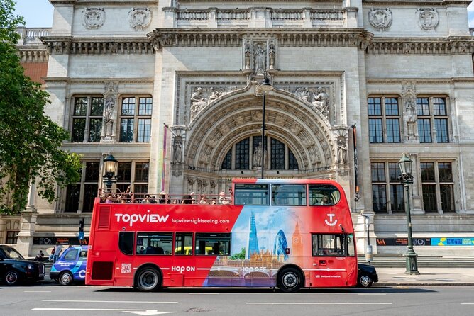 TopView® Hop-On Hop-Off London Discover Pass: 48-120 Hours - Rock music in Soho at 1:00 PM