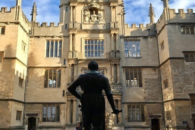 Tours of Oxford private walking tours for the Discerning Traveler - Inside an Oxford college for about 50 minutes
