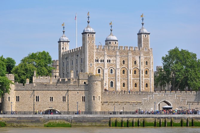 Tower of London & 30+ London Sights Walking Tour - A Tube ride to the Southbank
