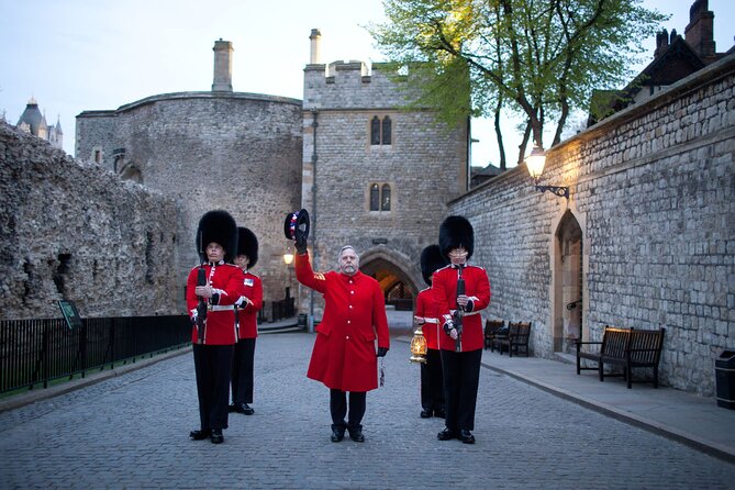 Tower of London After Hours Tour with Beefeater & Keys Ceremony - The Ceremony of the Keys