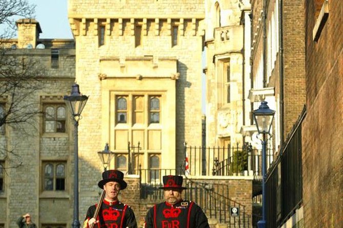 Tower of London and Crown Jewels Exhibition Ticket - The Crown Jewels and the Koh-i-Noor