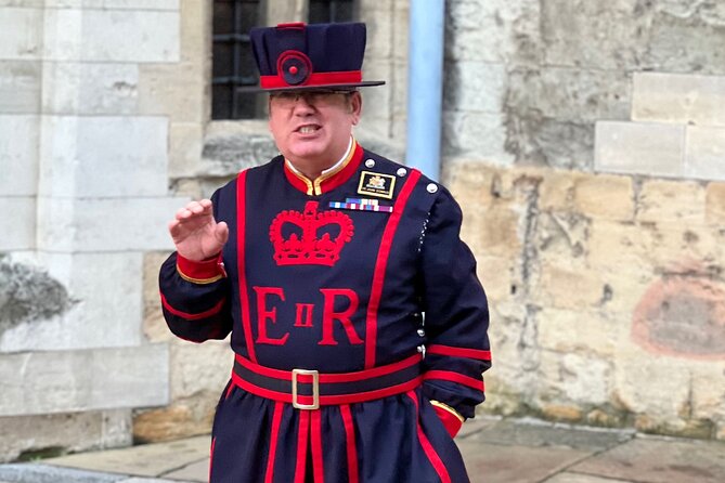 Tower of London Early Access, Opening Ceremony and Royal London - The Crown Jewels before the queue forms