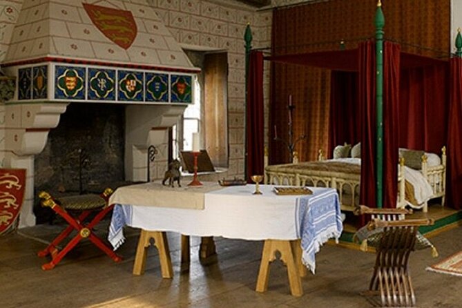 Tower of London Guided Tour with Beefeater Meet & Crown Jewels - Key points to know before you book