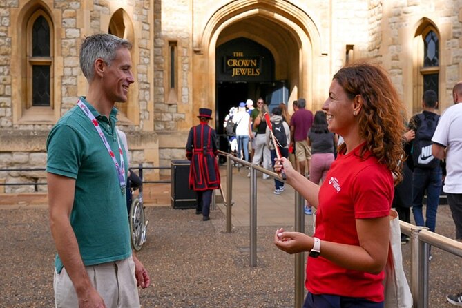 Tower of London Guided Tour with Beefeater Meet & Crown Jewels - Who will get the most from this tour