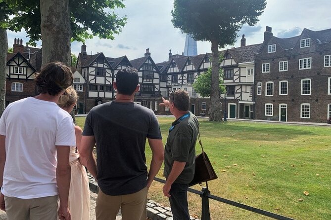 Tower of London: Opening Ceremony & Early Crown Jewels Access - The Bloody Tower and the story of the two princes