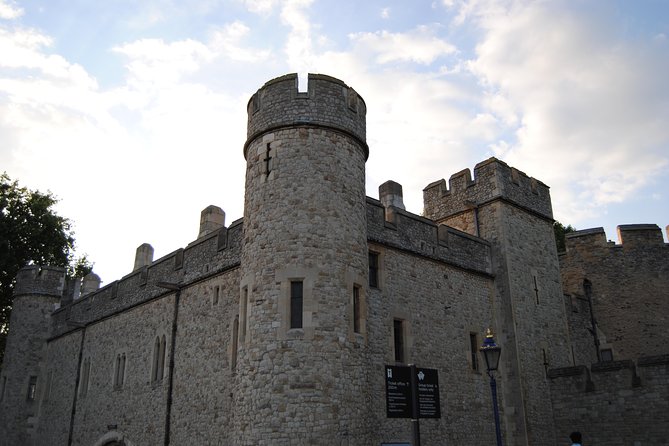 Tower of London Private Guided Tour - The guide question you should not ignore