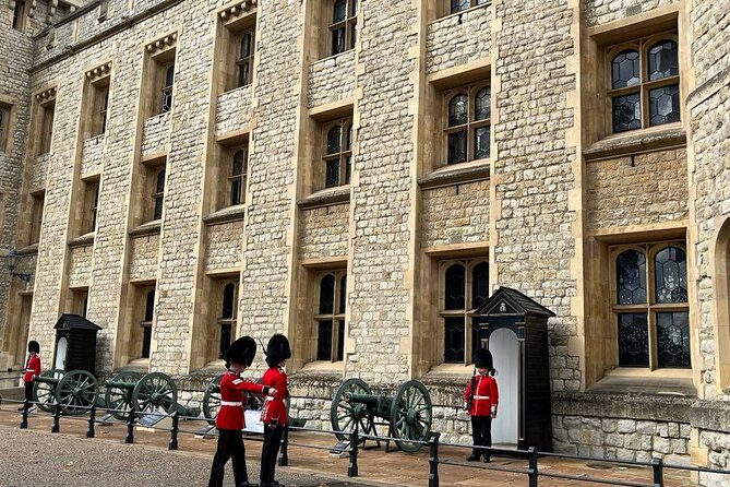 Tower of London Private Tour for Families and Friends - The Crown Jewels, the tour’s main prize