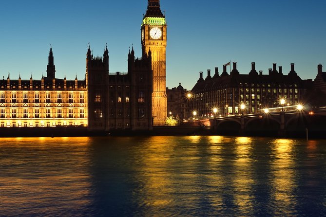 Tower of London with London Hop-On Hop-Off Tour and River Cruise - Audio, headphones, and practical bus details
