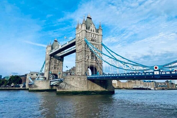 Transfer from Heathrow Airport to London or London to Heathrow - What the strongest service details mean for you