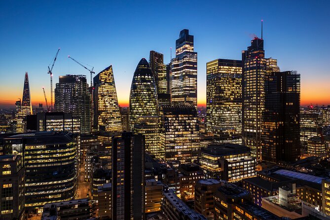 Transfer To or From London Heathrow Airport to Central London - What the $165.36 price buys you