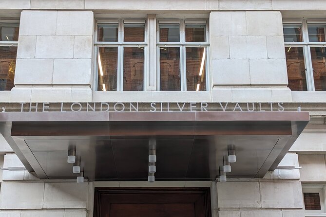 Turmoil, Templars & Oliver Twist London's Squalor and Splendour - Key points at a glance
