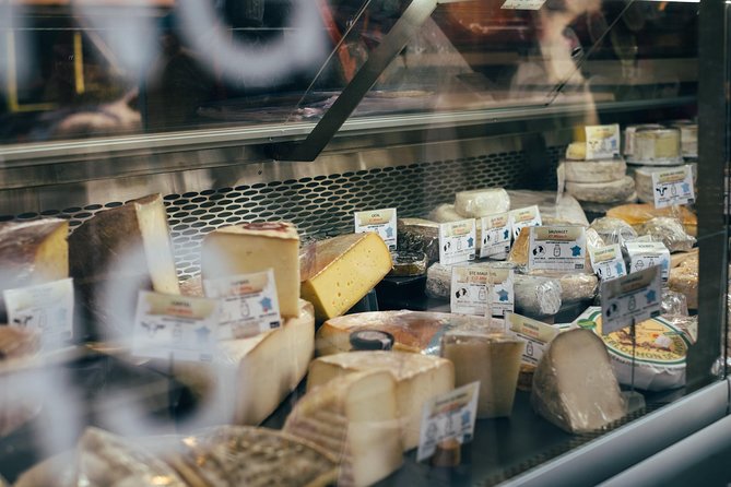 Ultimate London Cheese Crawl : Guided Food Tour - Green Park to Mayfair: the first taste of the route