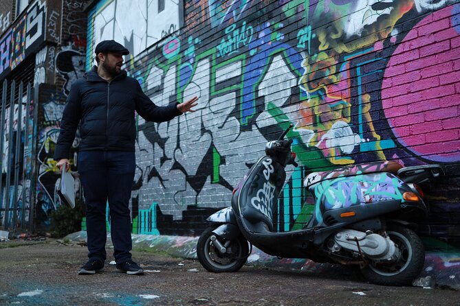 Urban Canvas: Exploring Shoreditch's Vibrant Street Art - Coffee, hot chocolate, and cold-weather planning