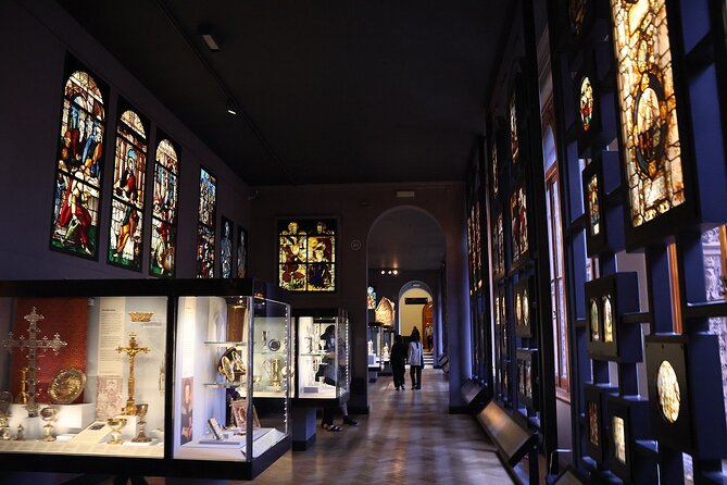 Victoria and Albert Museum Private Tour - The V&A’s world cultures and British story