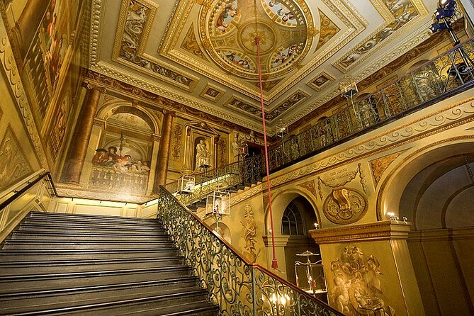 VIP Kensington Palace Gardens Tour & Royal Tea Crown Experience - Weather, walking, and practical comfort