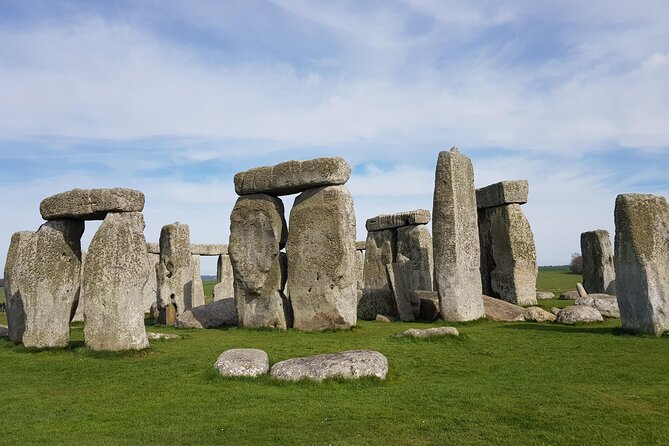 Visit Stonehenge and Salisbury from Southampton - Stonehenge First, Salisbury After