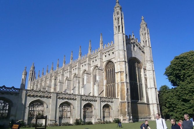 Walking Tour of Cambridge - Starting at Market Hill and finding your bearings