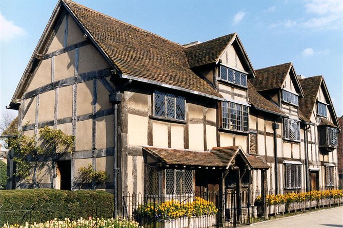Warwick Castle, Oxford, Stratford-upon-Avon & Cotswolds Day trip - Stratford-upon-Avon: Shakespeare, lunch, and limited time