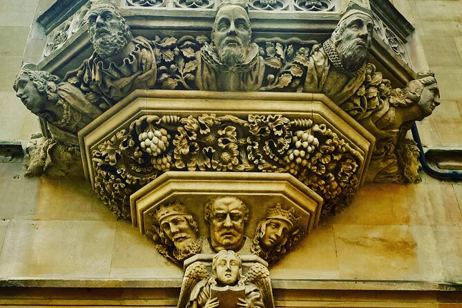 Welcome to Oxford: 2hr private Oxford walking tour - New College, if the doors are open