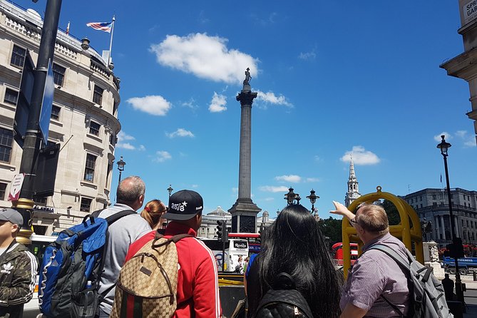 Westminster Walking Tour, River Cruise & Tower of London Entry - What the guide adds to the day