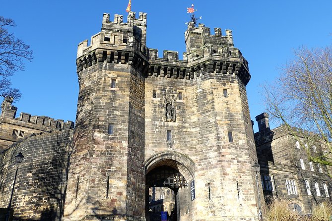 Windermere & Lake District Tour from Manchester Including Cruise - Setting off from Store Street at 8:30 am
