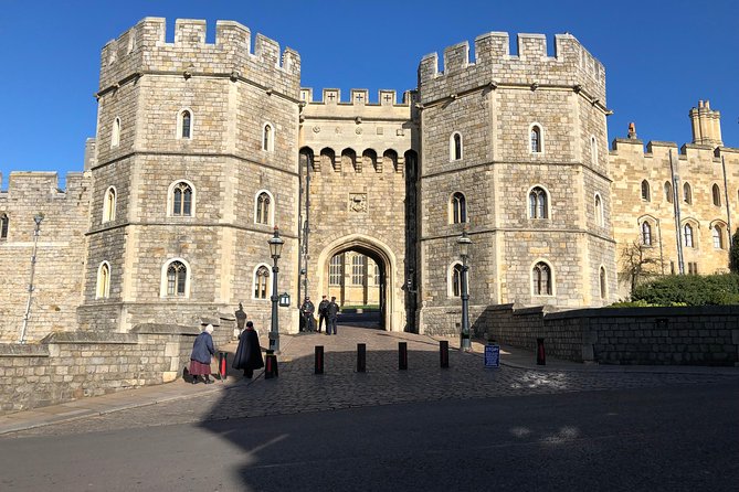 Windsor Castle and Eton College Private Car with Driver Guide - Eton College, a 20-minute stop across the river