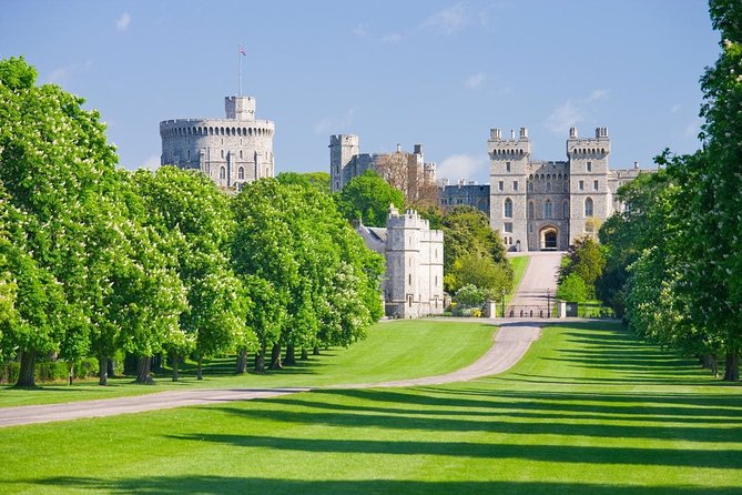 Windsor Castle Private Tour in Executive Vehicle With Admission - Eton gives you a quick look at England’s school tradition